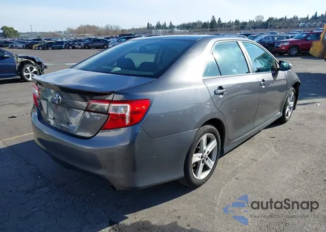 2013 Toyota Camry Se z USA, uszkodzony, nr VIN 4T1BF1FK6DU228925